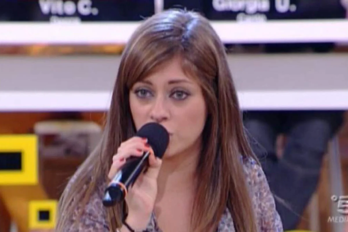 Amici, addio all'allieva