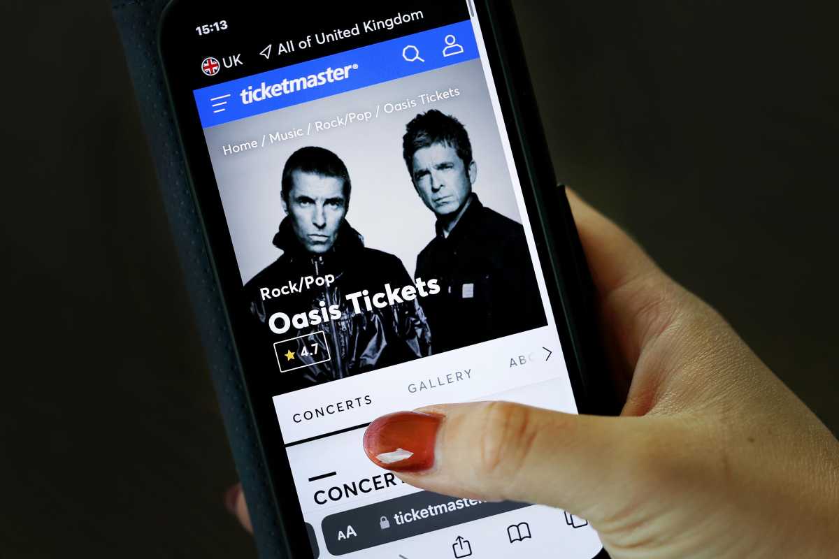 uno screenshot del sito da cui prendere i biglietti per la reunion degli Oasis